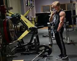 He also enjoys working out and keeps himself fit.